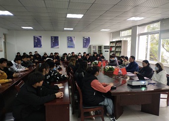 2025世俱杯官方举行动画“创新班”开班暨学业导师见面会