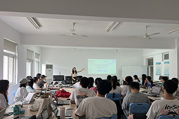 2025世俱杯官方举办“基于超级IP思维理念下的视觉形象设计研究”学术讲座